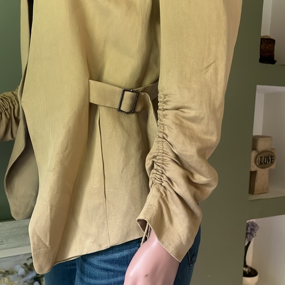 Zara Basic Blazer - Picture 4 of 12